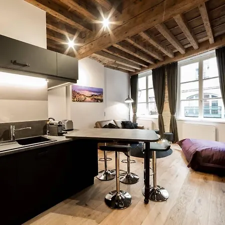 Ferienwohnung Beau Bijou Au Coeur Du Vieux Lyon Ail Exterior foto