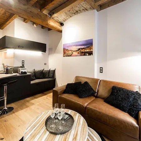 Ferienwohnung Beau Bijou Au Coeur Du Vieux Lyon Ail Exterior foto